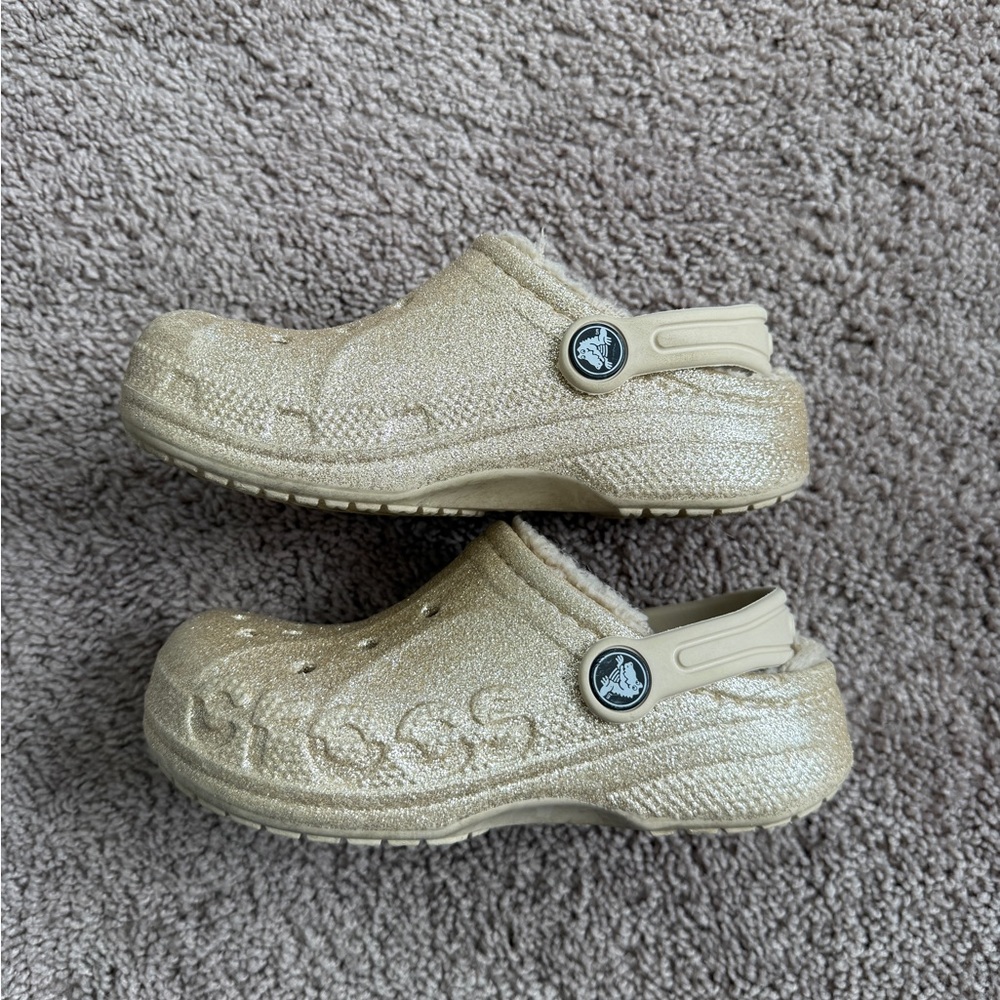 CROCS Kids Glitter Fleece-Lined Clog in Gold